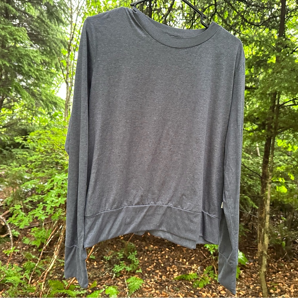 Vuori Long Sleeve